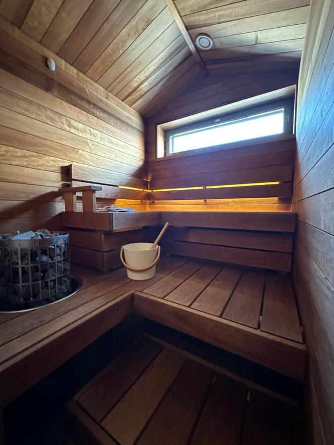 Holysuites 2 - Ski-In And Out Apartment In The Middle Of Ski Slopes In Pyhae Pyhätunturi Exterior foto